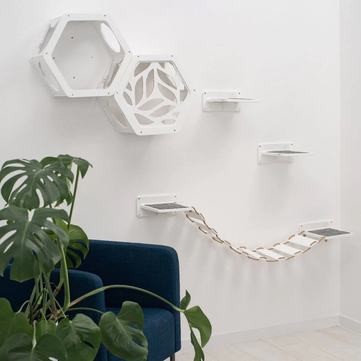 Cat Climbing Wall Shelves White - Image 4