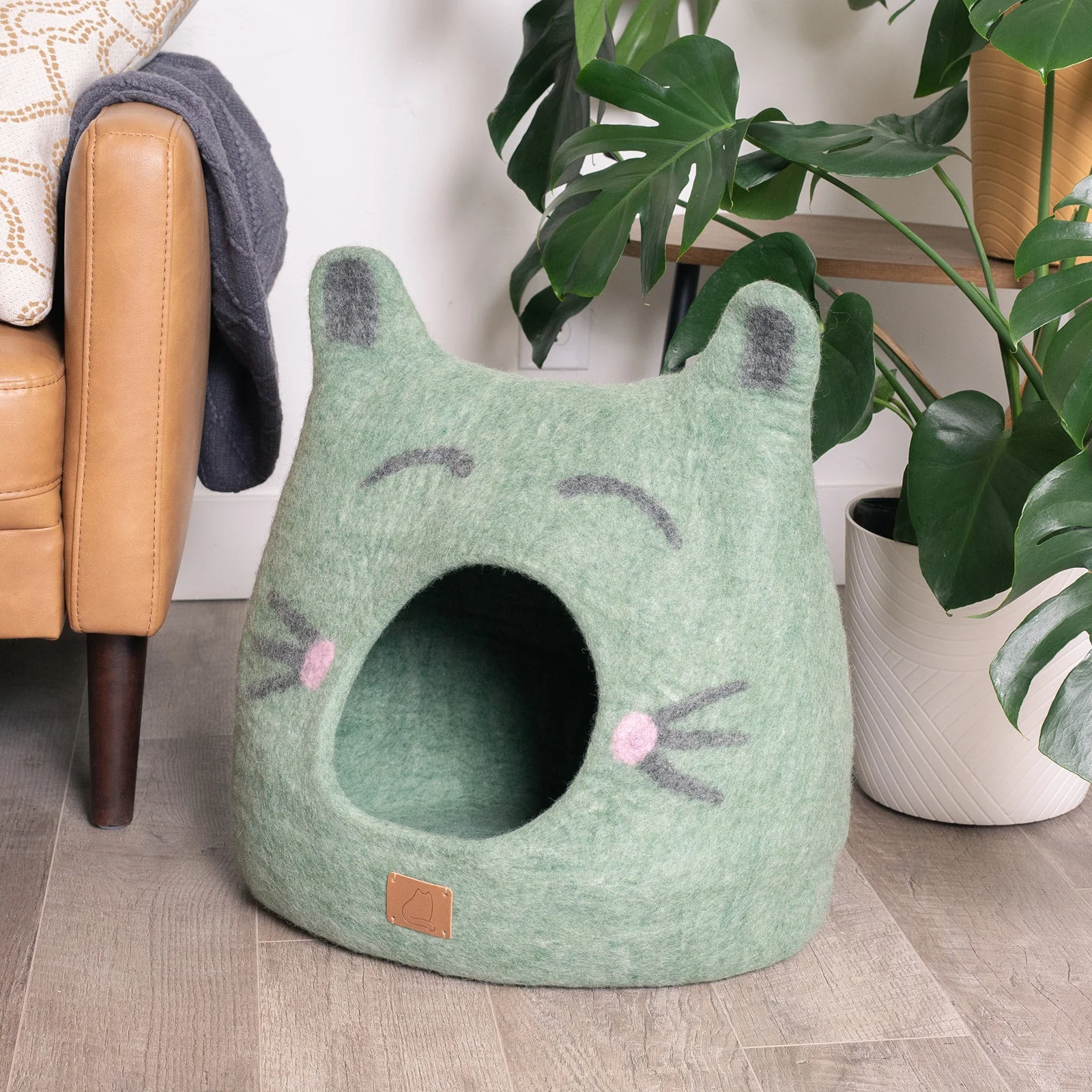 Cat Face Design | Ear Style Cave - Image 3