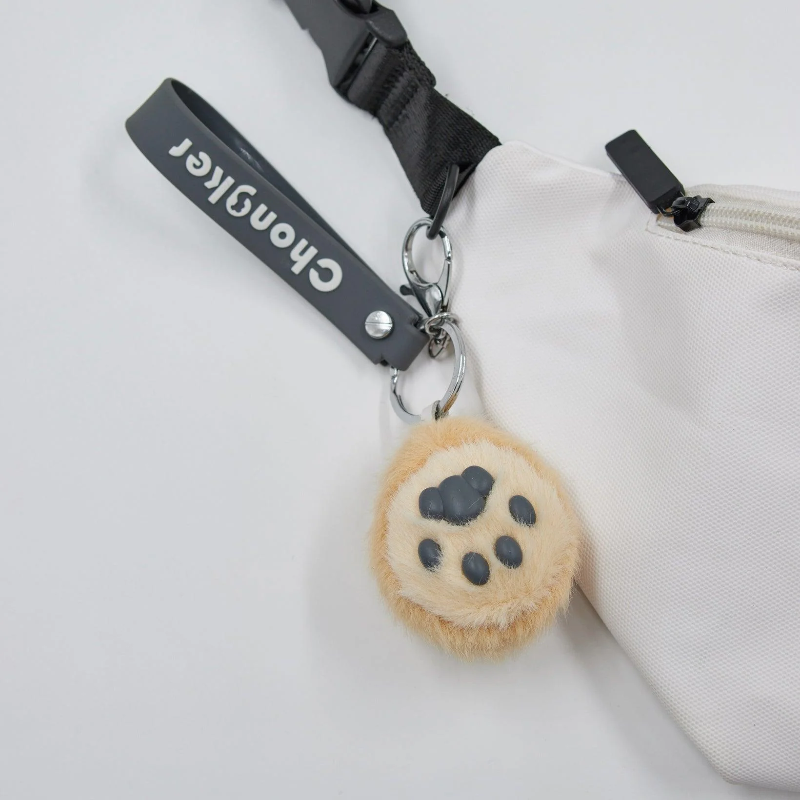 Cat Paw Keychain – Fluffy Cute Charm for Girls & Bags - Image 7