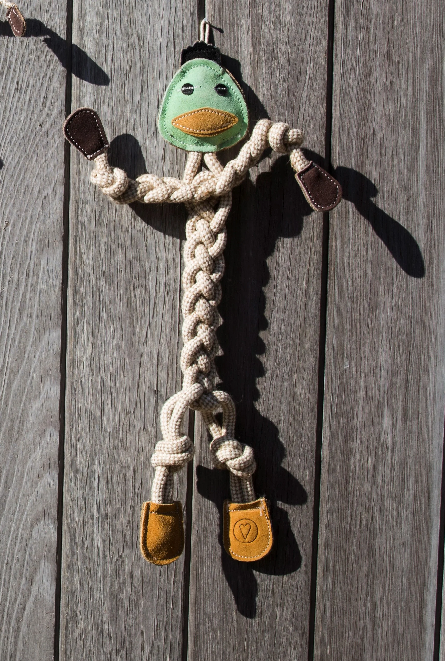 Dilly Duck Natural Rope KnottieĀ® Dog Toy, Large (9mm diameter) - Image 3