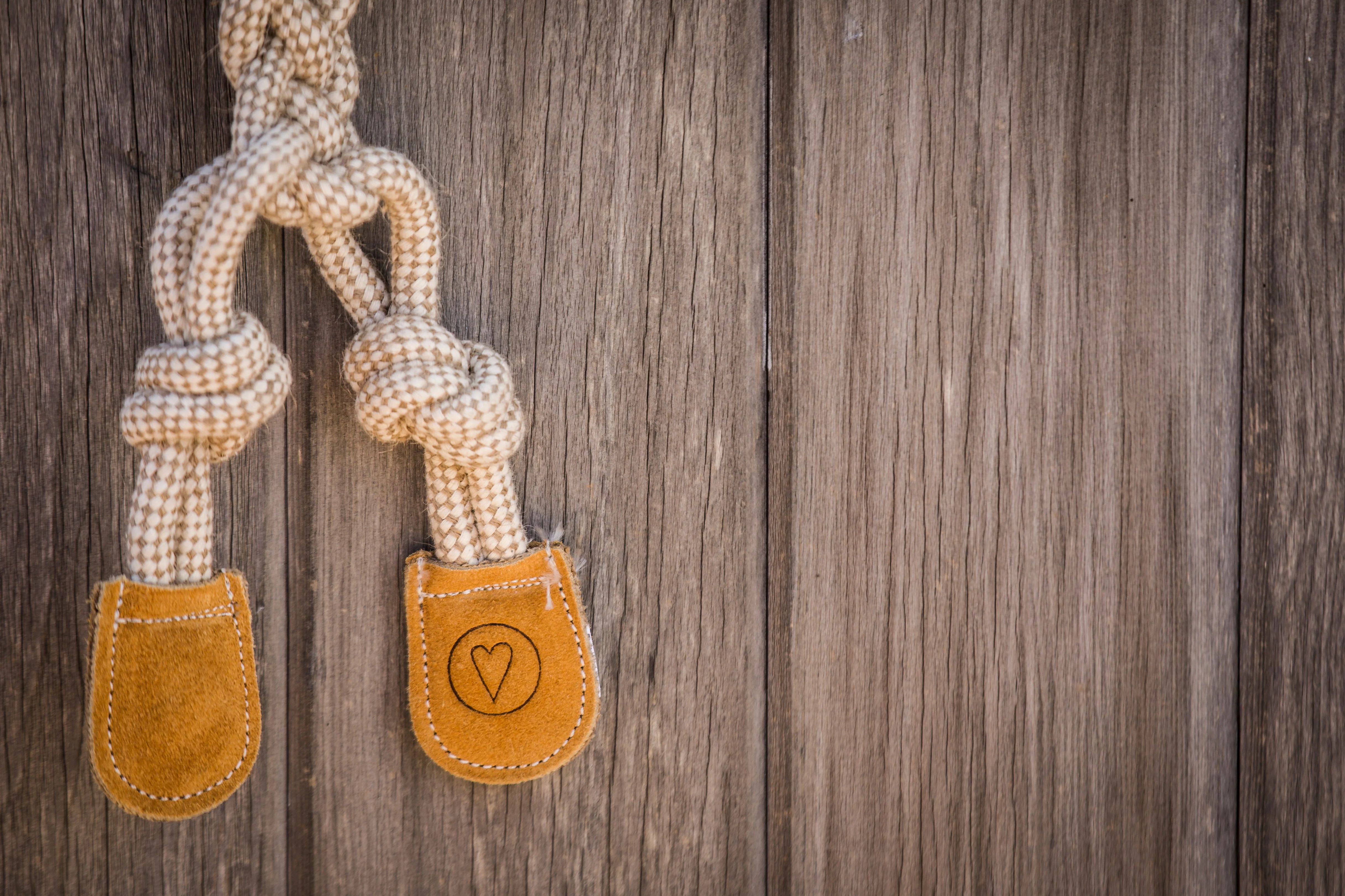 Dilly Duck Natural Rope KnottieĀ® Dog Toy, Large (9mm diameter) - Image 5