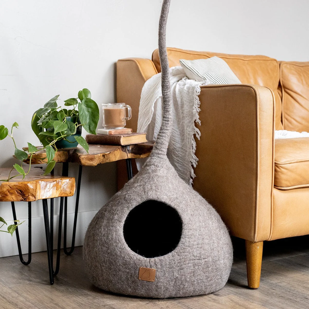 Earth Brown | Tail Style Cave - Image 3