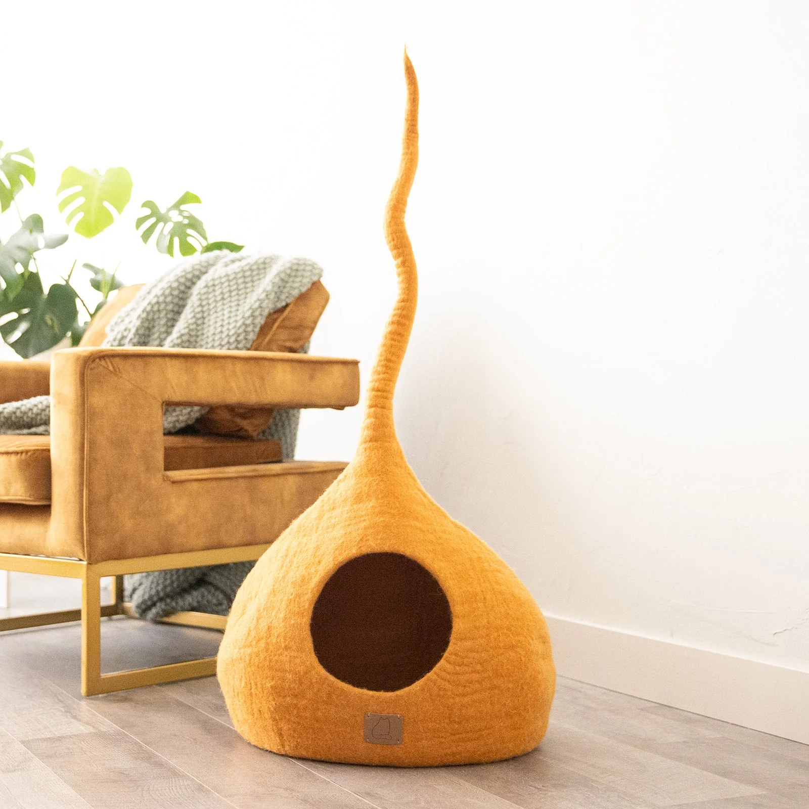 Fire Orange | Tail Style Cave - Image 3