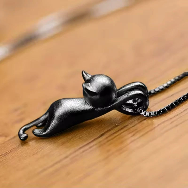 Hold On Tight Cat Necklace - Image 2