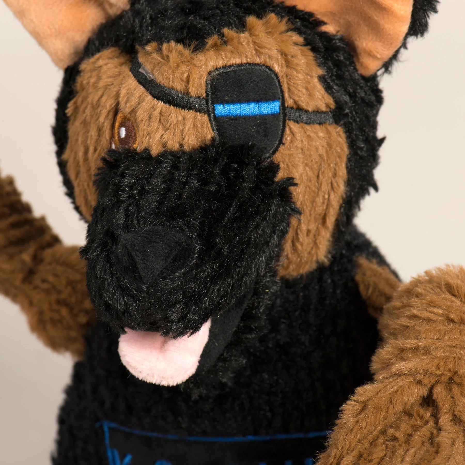 HuggleCause™, Project K-9 Hero, K-9 Chief Knottie® Plush Dog Toy, Large - Image 5
