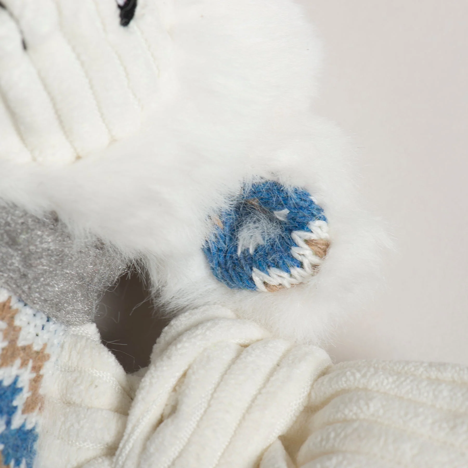 Leo Lamb Plush Dog Toy Knottie® - Image 8
