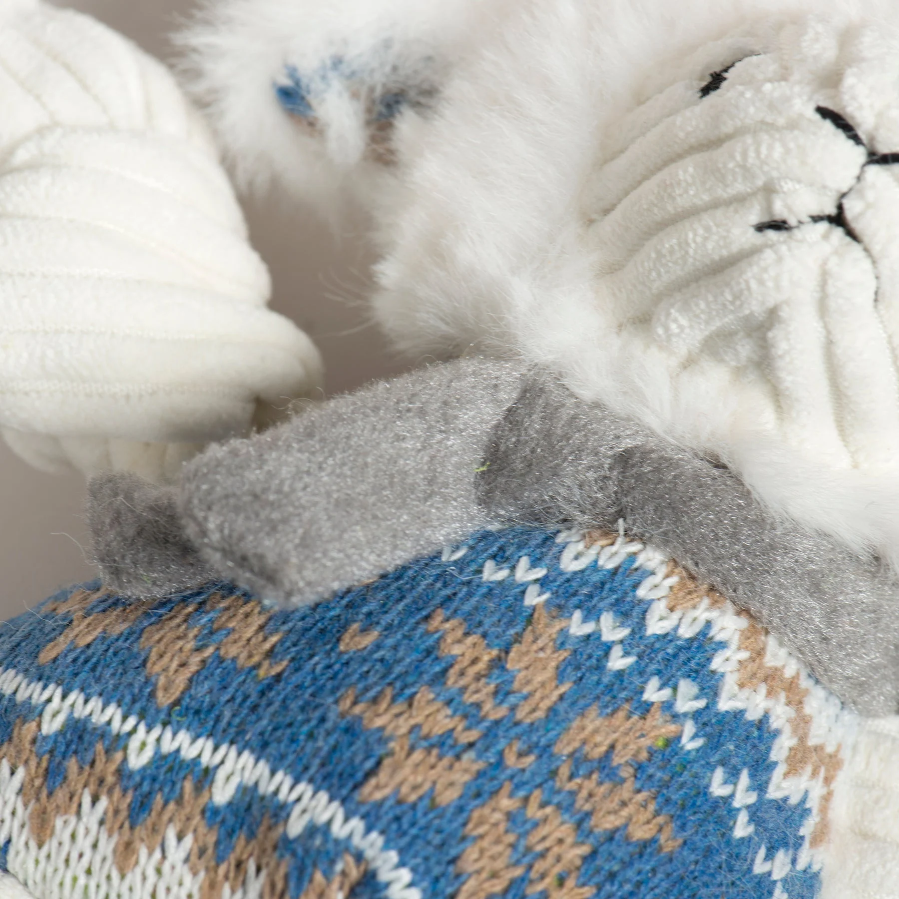 Leo Lamb Plush Dog Toy Knottie® - Image 9
