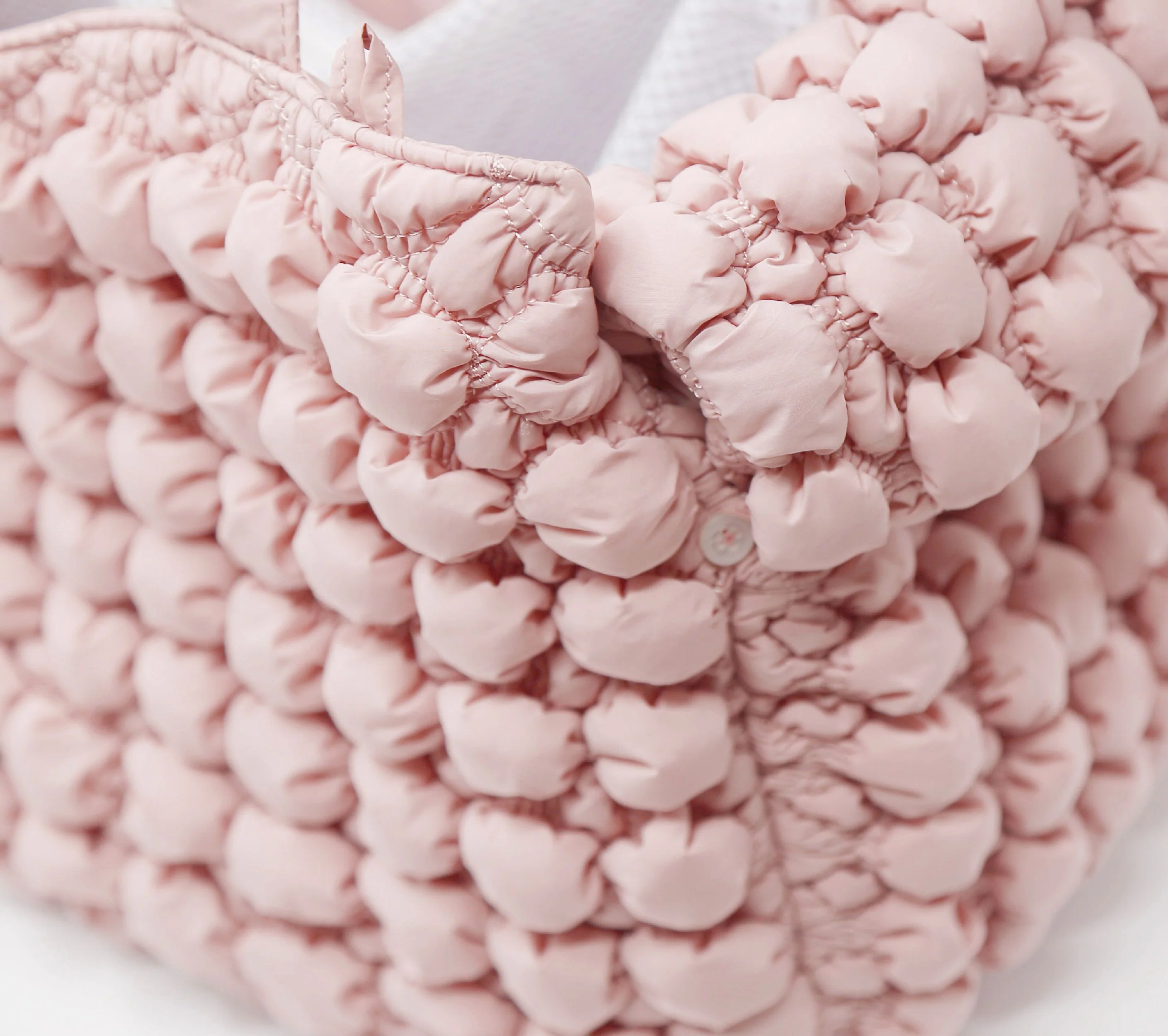 Pet Life ® 'Bubble Vogue' Ultra-Plush Fashion Designer Pet Carrier - Image 5