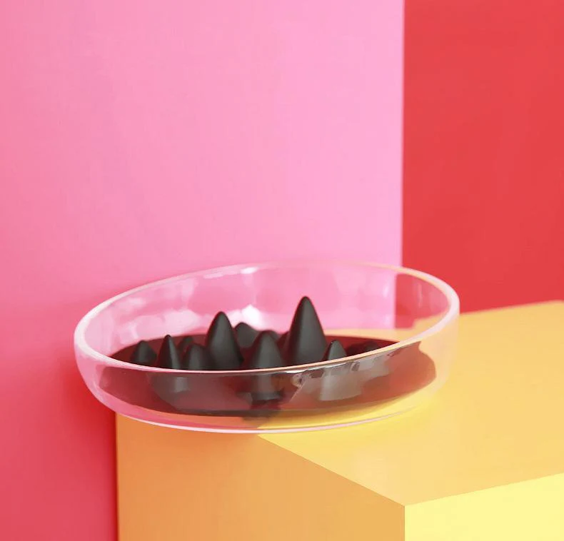 Pet Life ® 'Cirlicue' Shark Fin Shaped Modern Slow Feeding Pet Bowl - Image 5