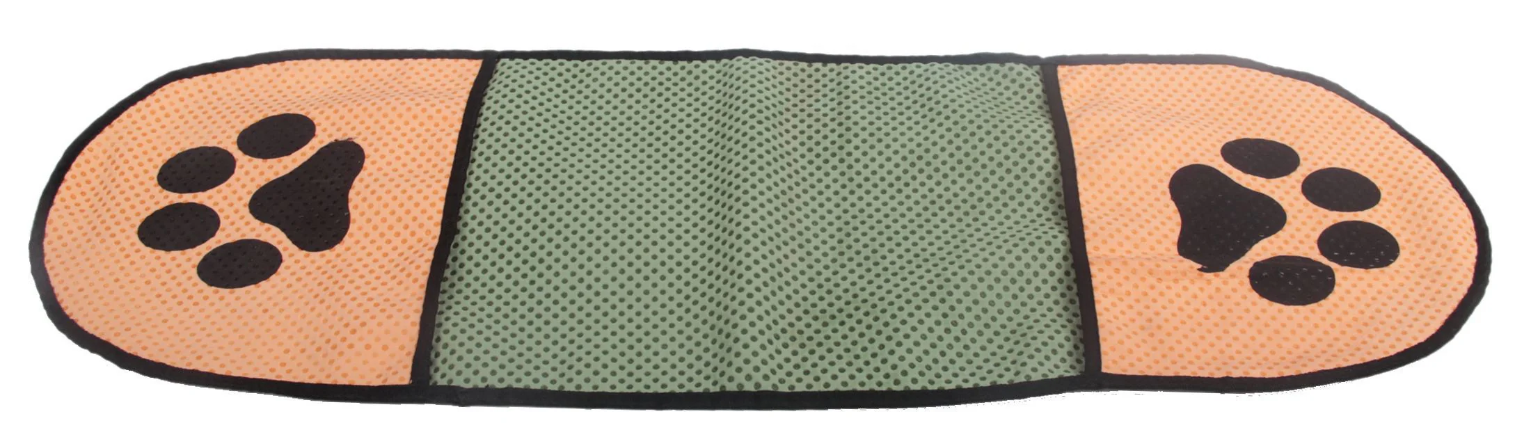 Pet Life ® 'Dry-Aid' Hand Inserted Bathing and Grooming Quick-Drying Microfiber Pet Towel - Image 4