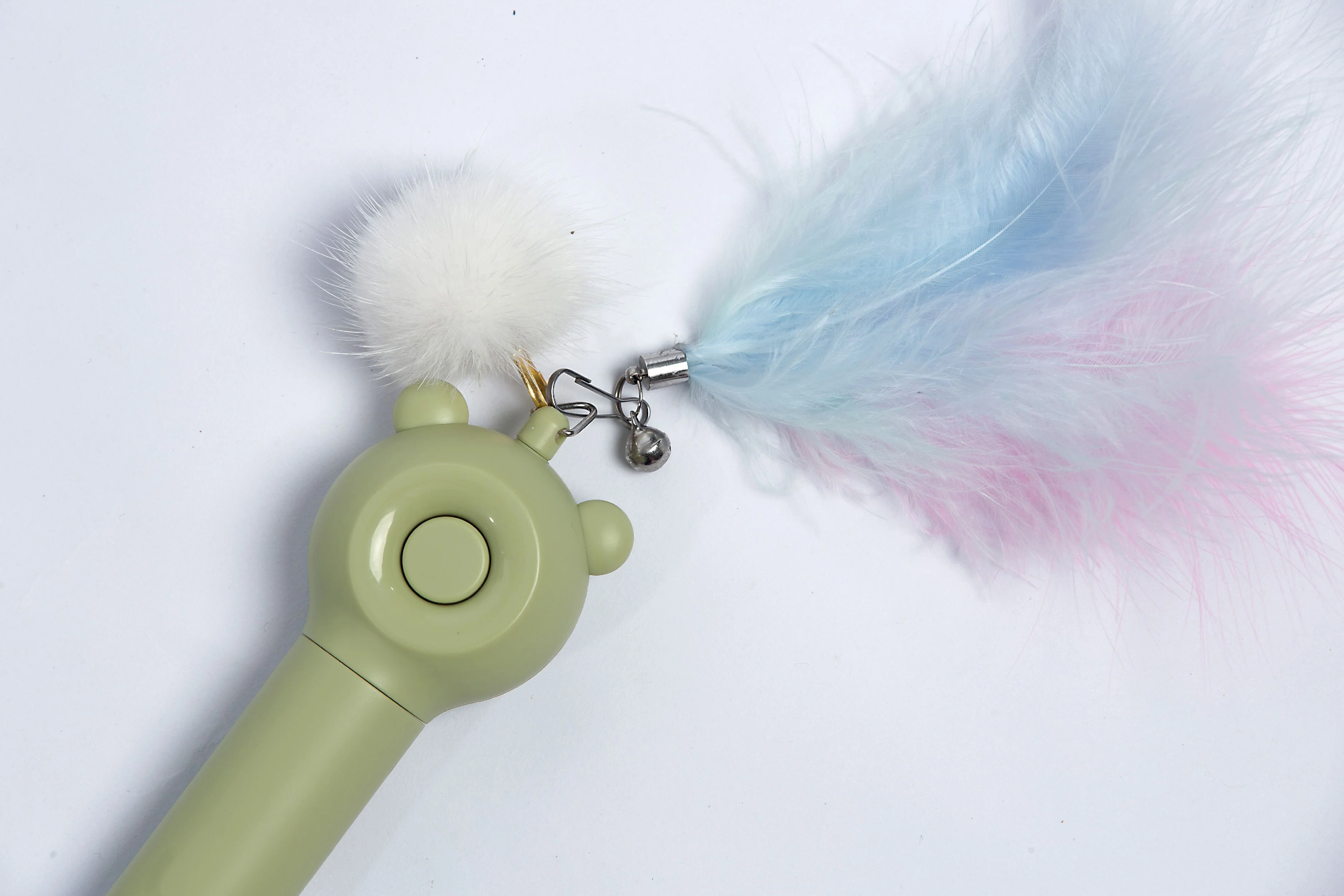 Pet Life ® 'KITIQUE" 3-in-1 Retractable and Extendable Feathered and Laser Wand Kitty Cat Teaser - Image 7