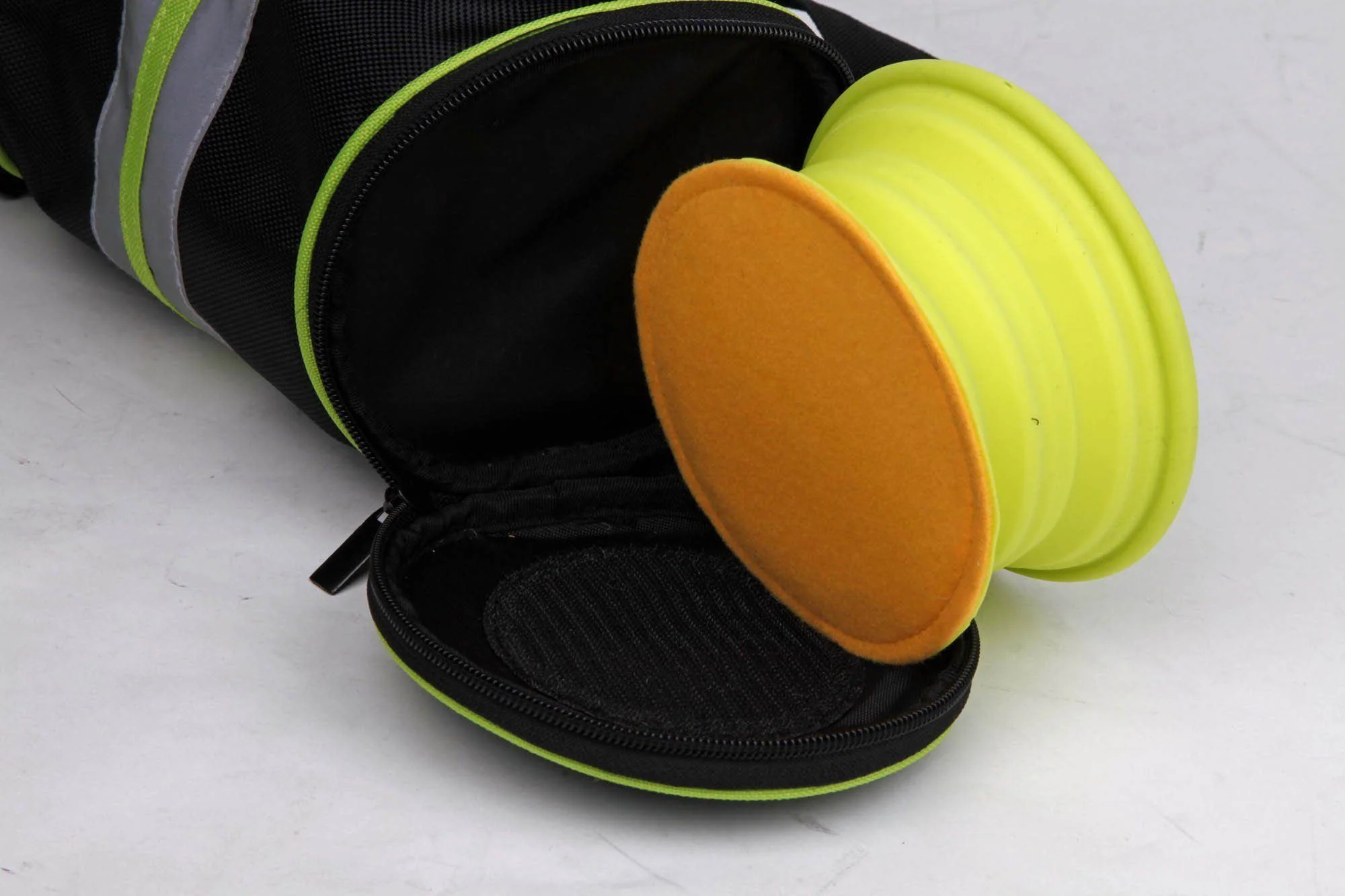 Pet Life ® Ultimate Hands Free Pet Belt with Dual-sided Bowl and Travel Pet Food storage container - Image 3