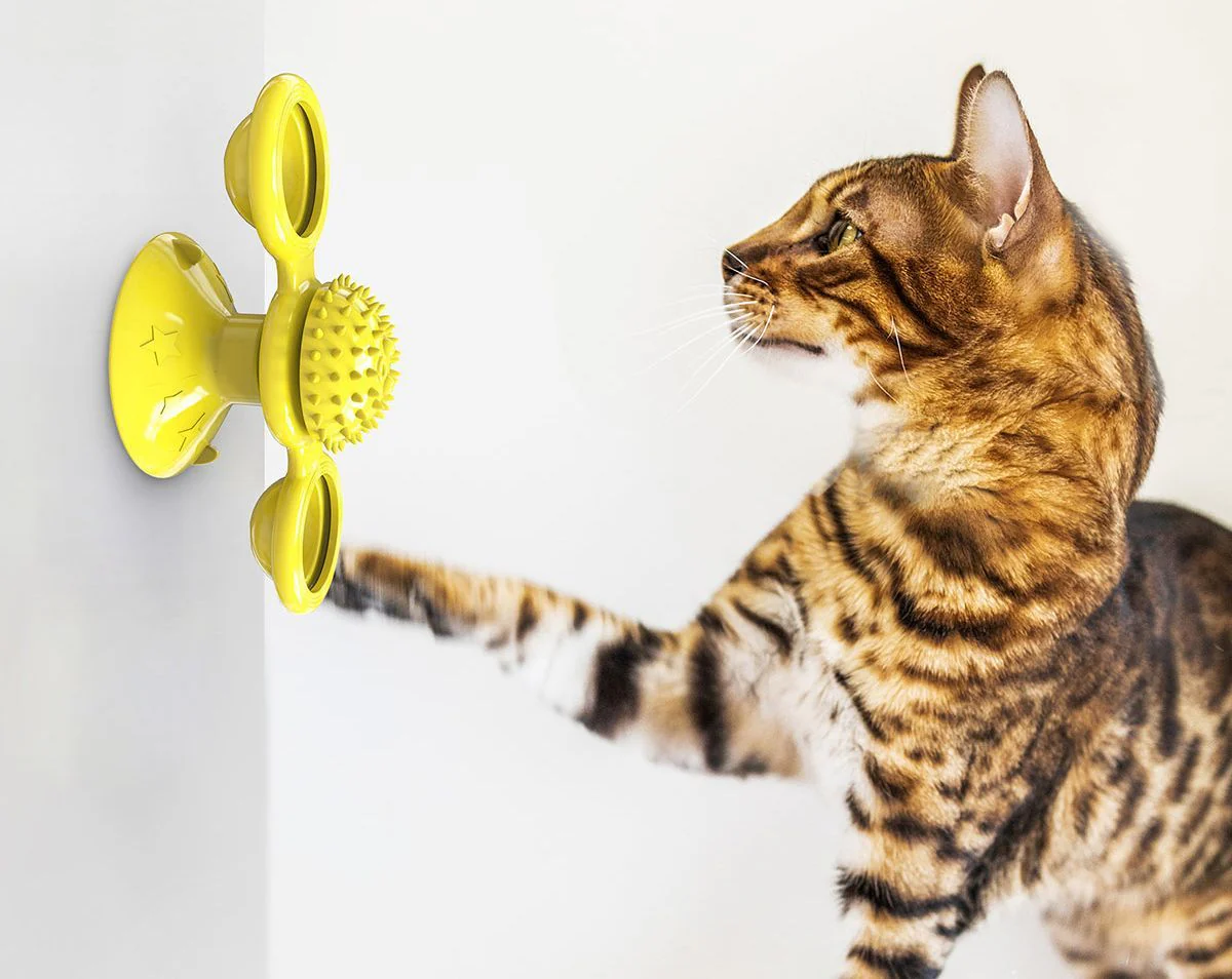 Pet Life ® 'Windmill' Rotating Suction Cup Spinning Cat Toy - Image 5