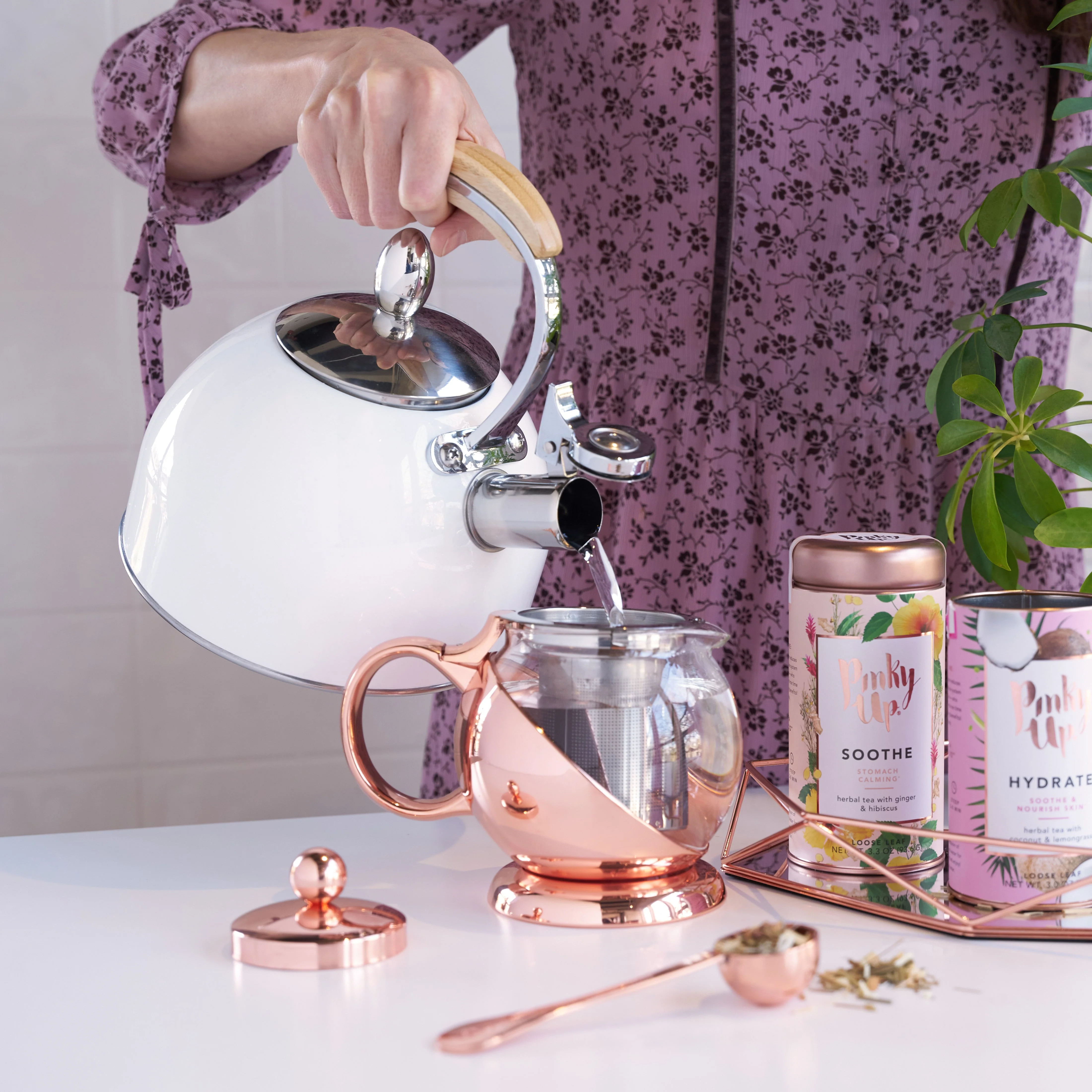 Presley White Tea Kettle - Image 2
