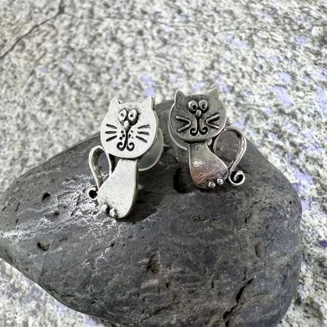 Quirky Cat Rustic Metal Earrings - Image 6