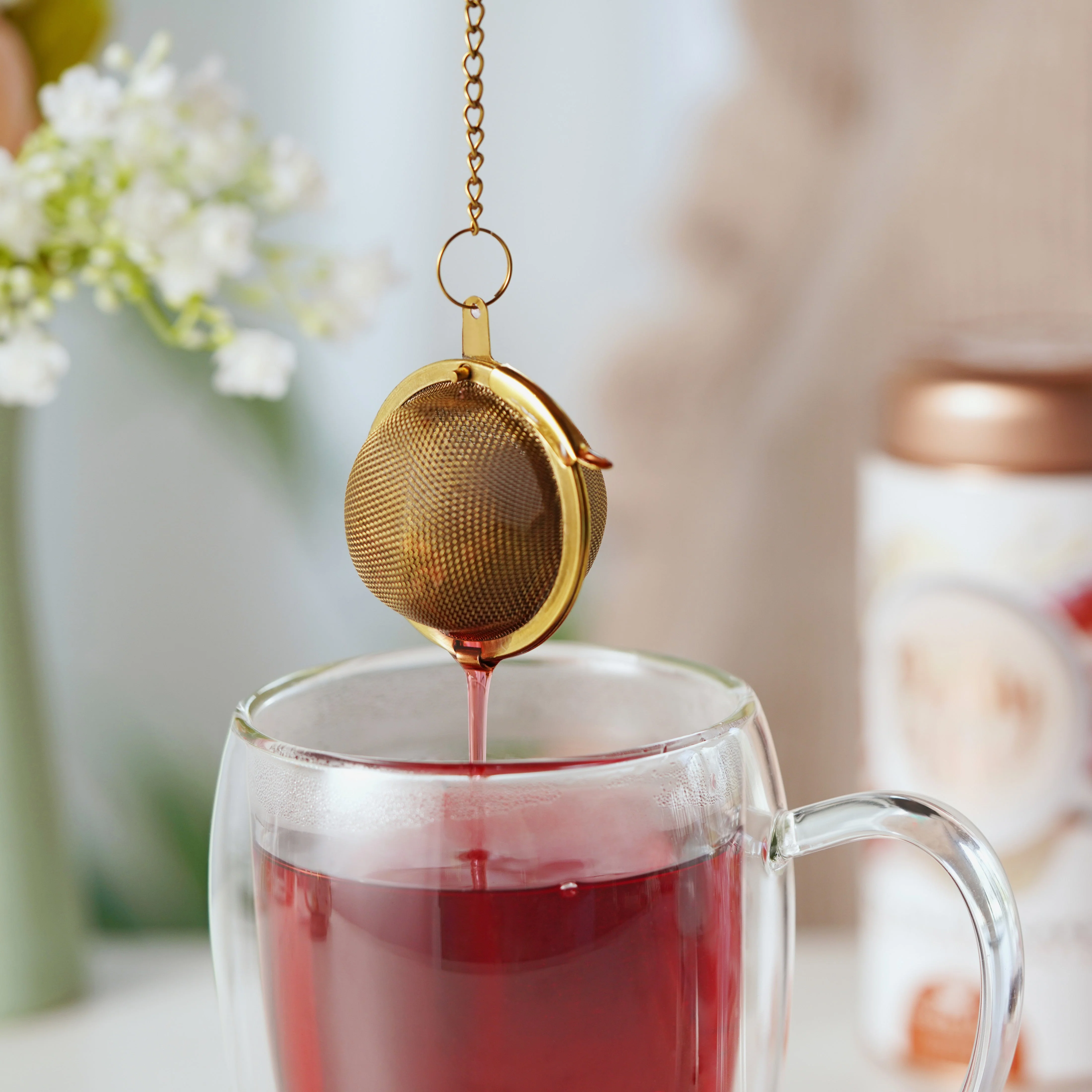 Small Tea Infuser Ball in Gold - Image 2