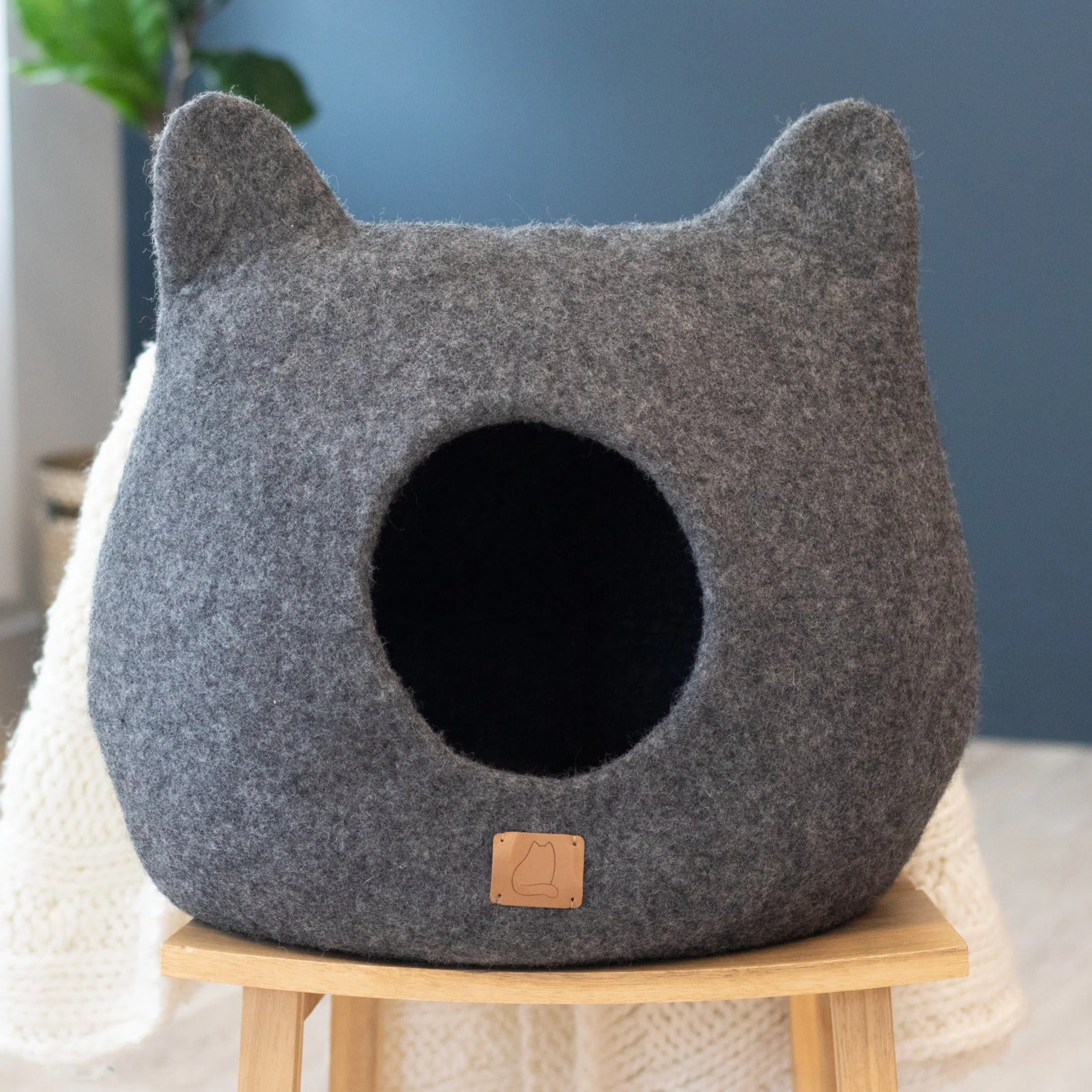 Stone Gray | Ear Style Cave - Image 3