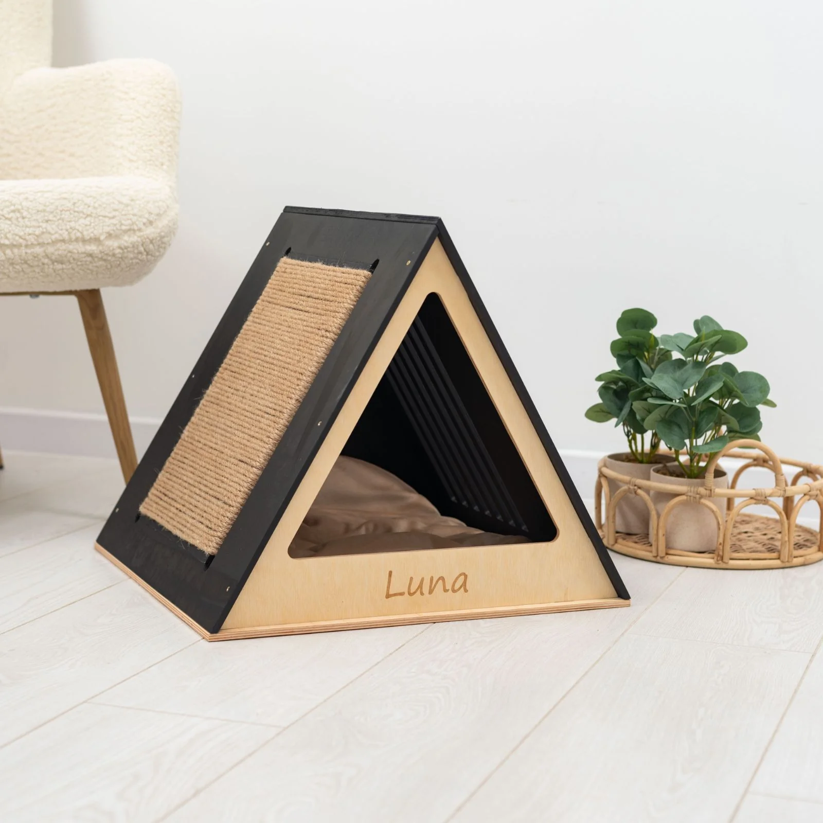 Stylish Wooden Cat Houses - Black - Image 3