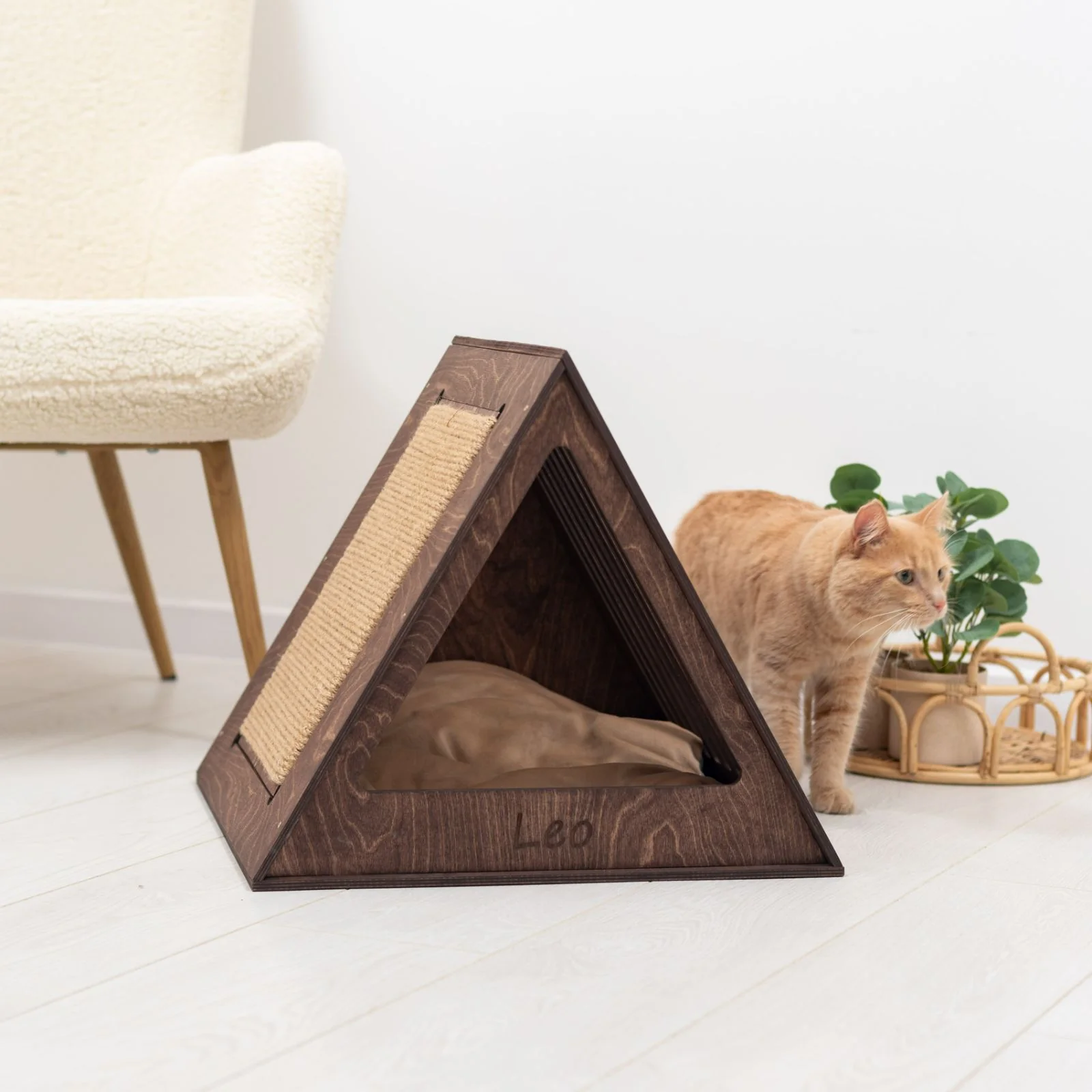 Stylish Wooden Cat Houses - Dark Walnut - Image 3