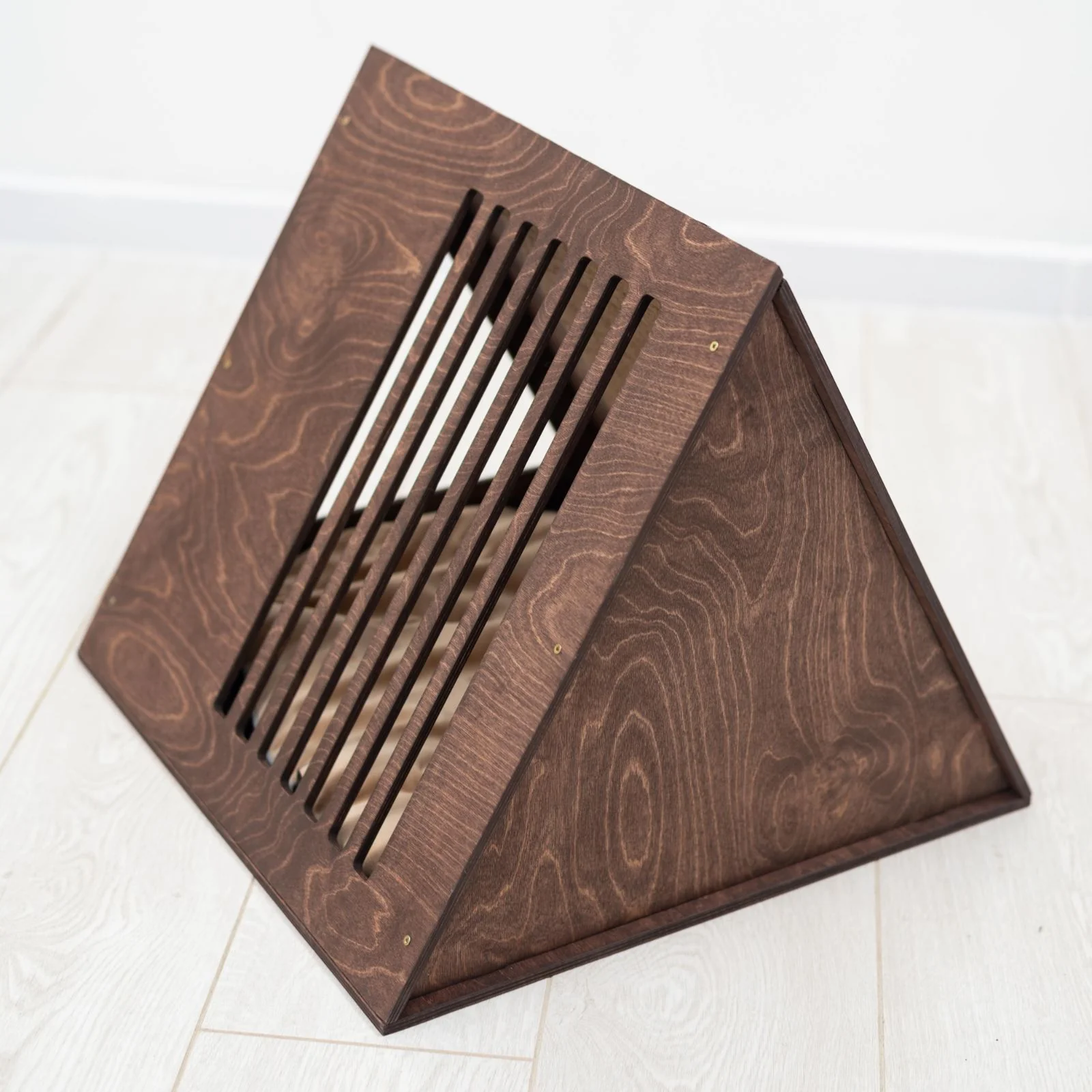 Stylish Wooden Cat Houses - Dark Walnut - Image 5