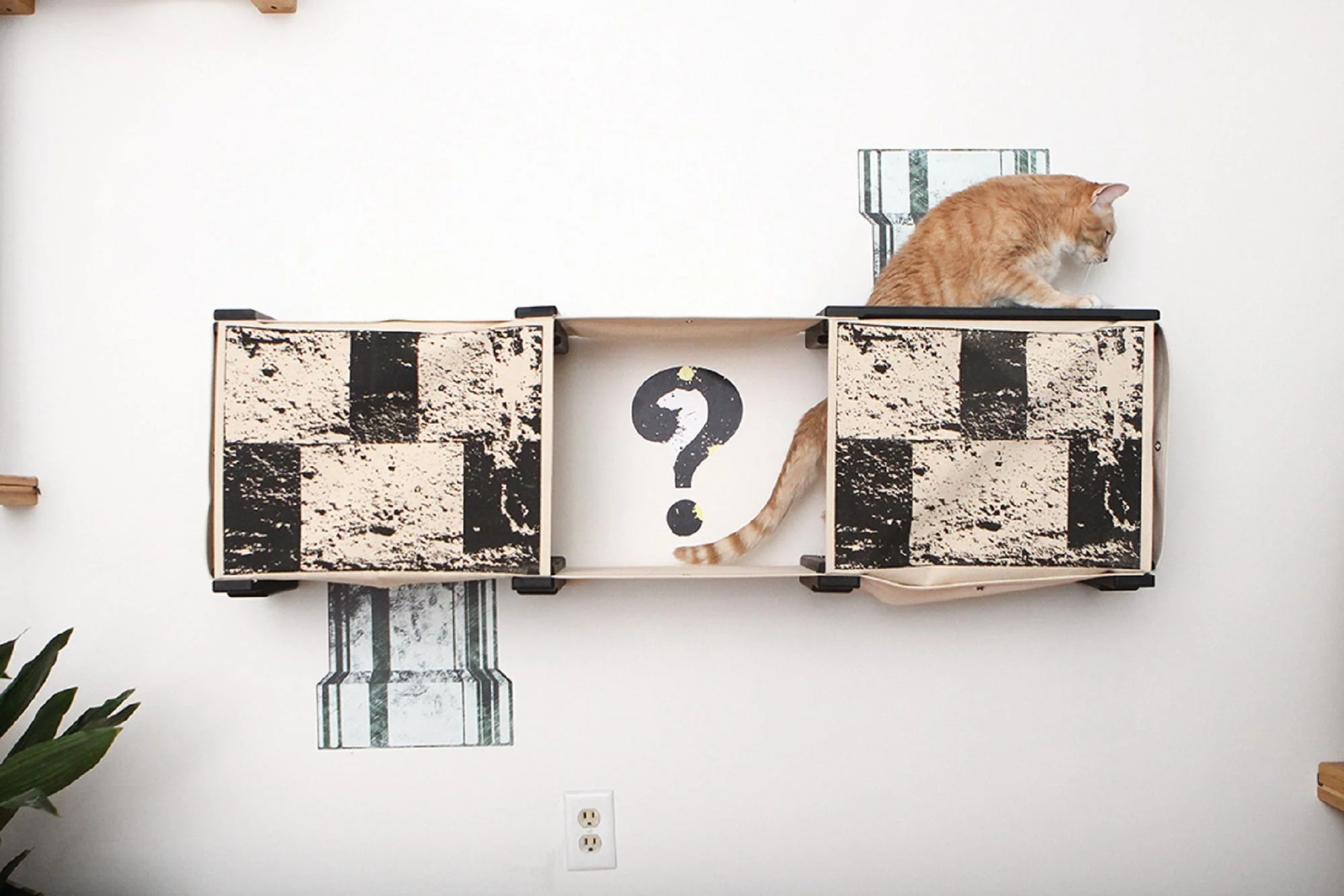 Super Mario Cat Tree - Image 4
