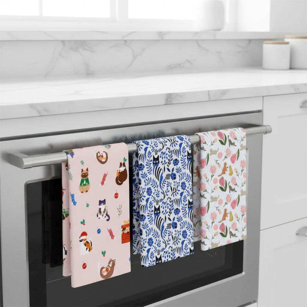 Tea Towels with Cat Designs - Image 4