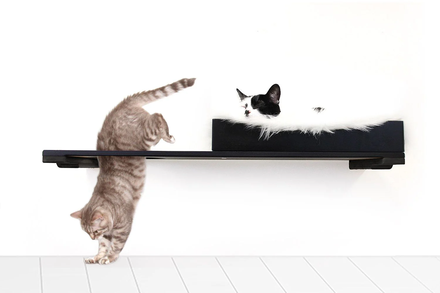 The Cat Nest Bed - Image 5