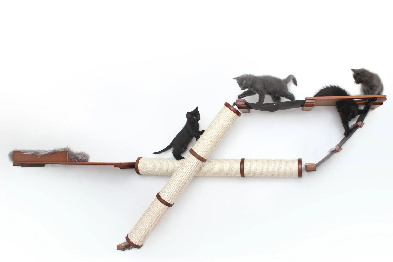 The Plateau - Horizontal Cat Scratcher Bed Set - Image 16
