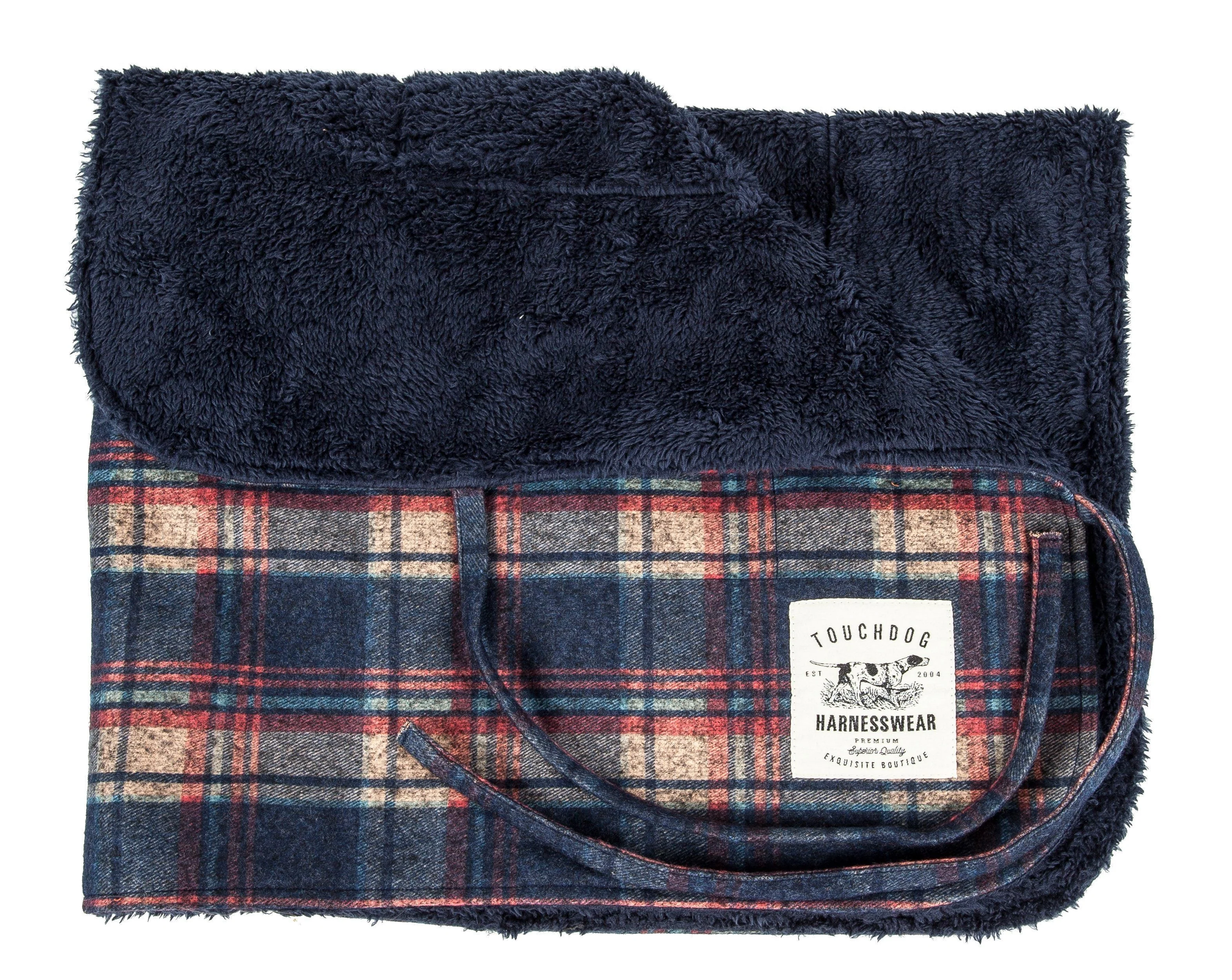 Touchdog ® 2-In-1 Tartan Plaid Dog Jacket and Matching Reversible Dog Mat - Image 9
