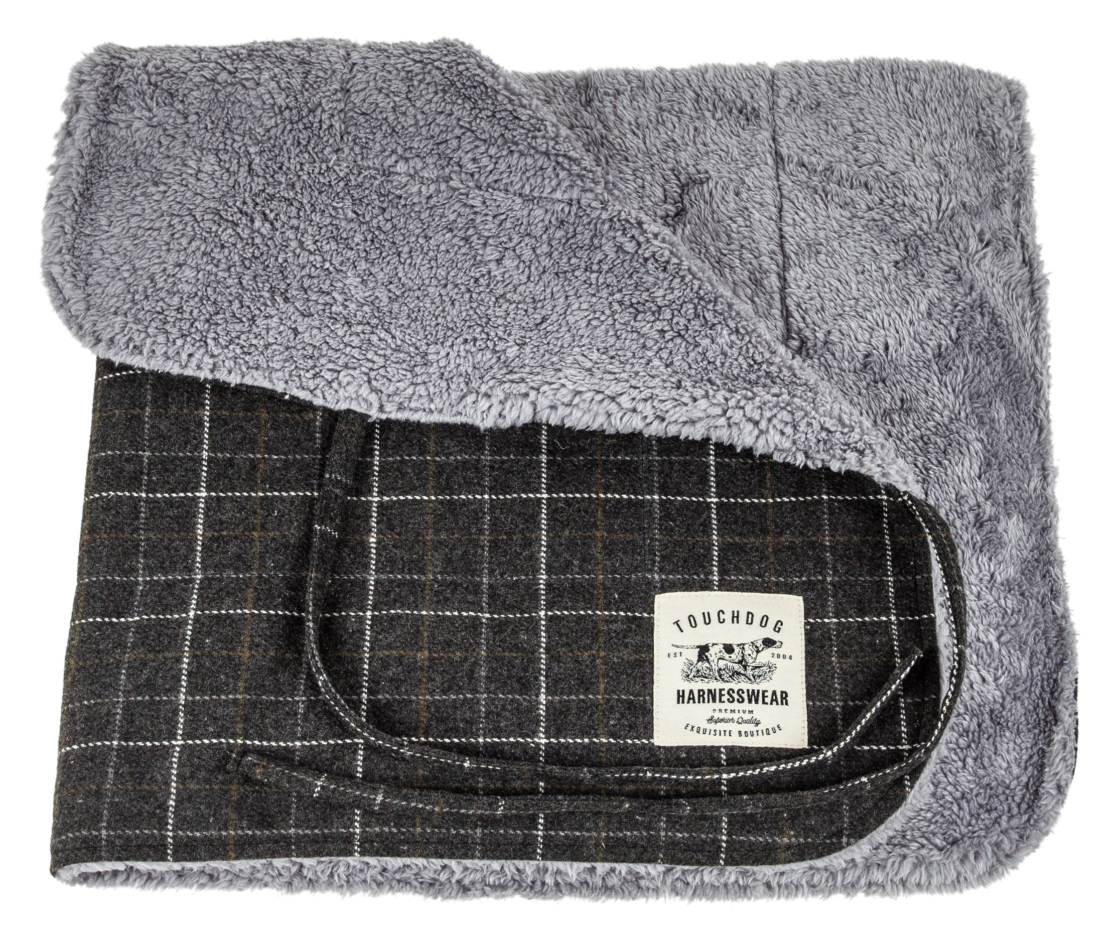 Touchdog ® 2-In-1 Windowpane Plaid Dog Jacket and Matching Reversible Dog Mat - Image 14