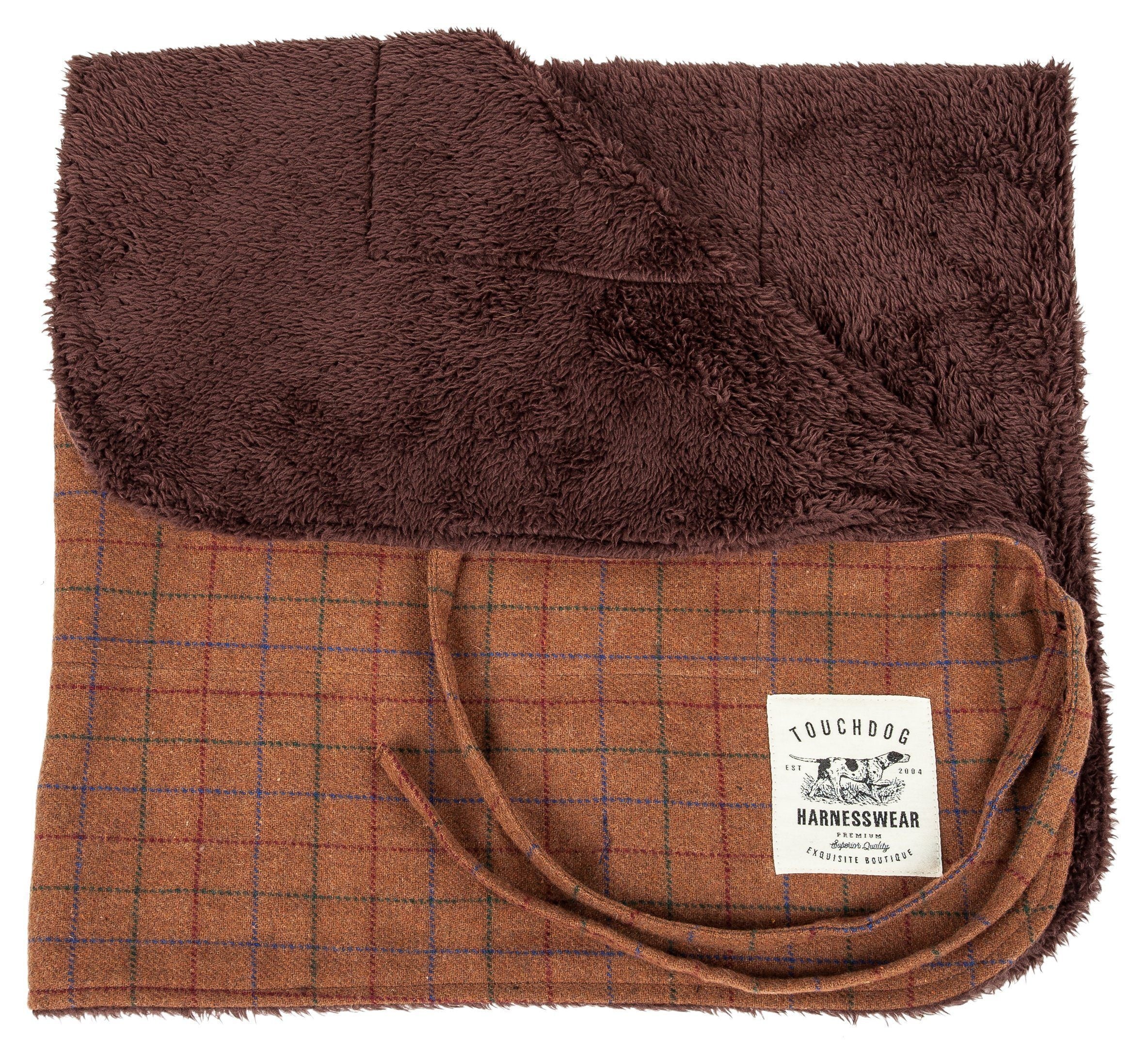 Touchdog ® 2-In-1 Windowpane Plaid Dog Jacket and Matching Reversible Dog Mat - Image 16